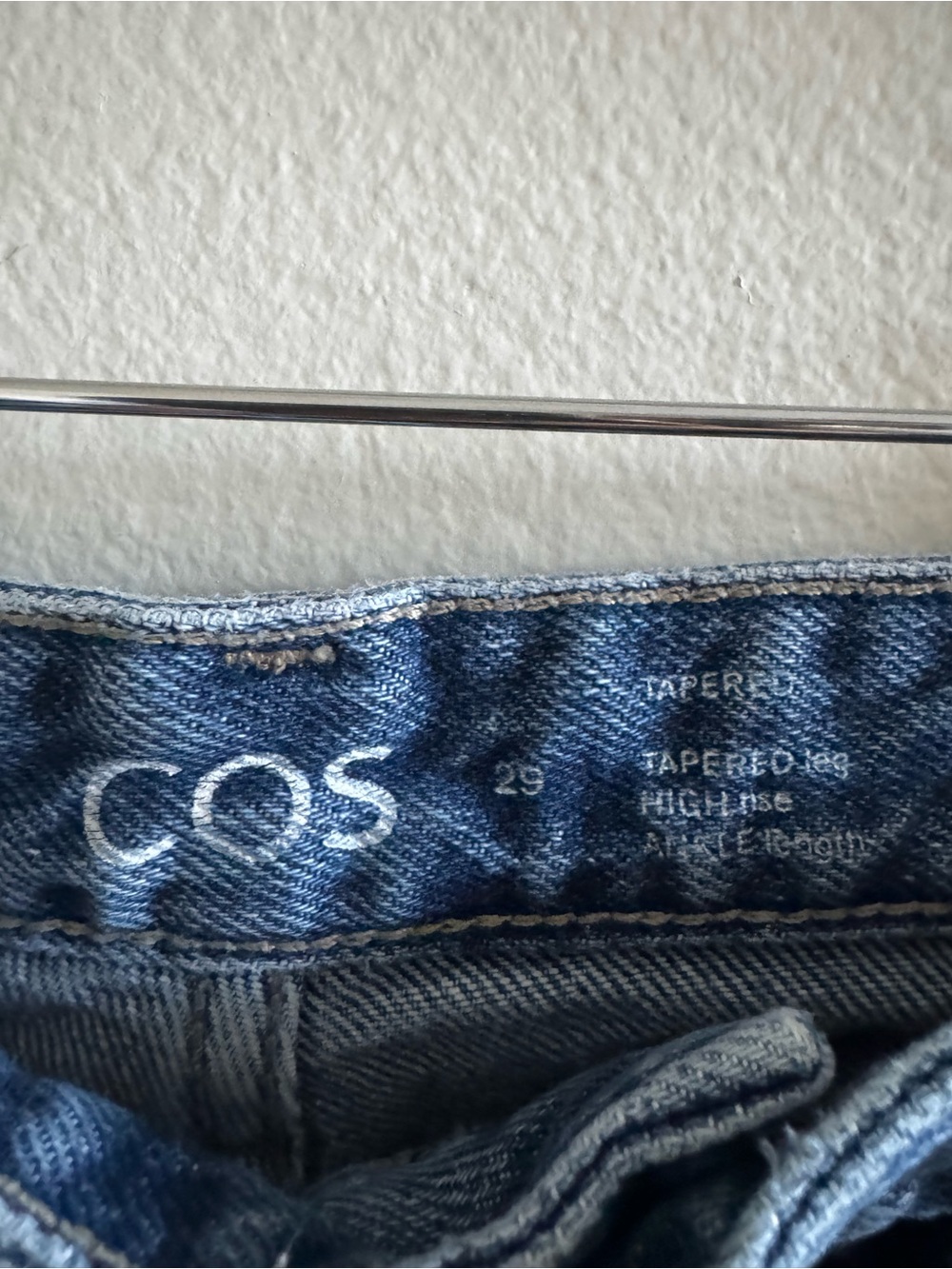 COS Tapered Leg High-Rise Ankle Jeans size 29 - Picture 7 of 8